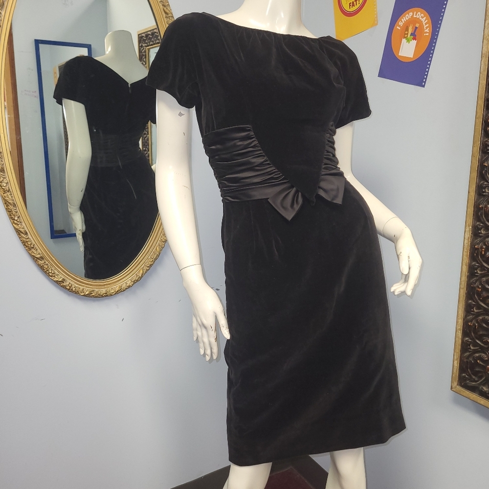 Vintage 60s Velvet Dress Jonathan Logan black satin bow vtg goth Small